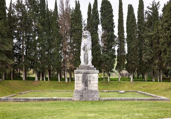 e5ab2ac66d6c736da4_1024px-The_restored_Lion_of_Chaeronea_in_Boeotia