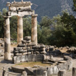 fokida-travel-guide-beaches-accommodation