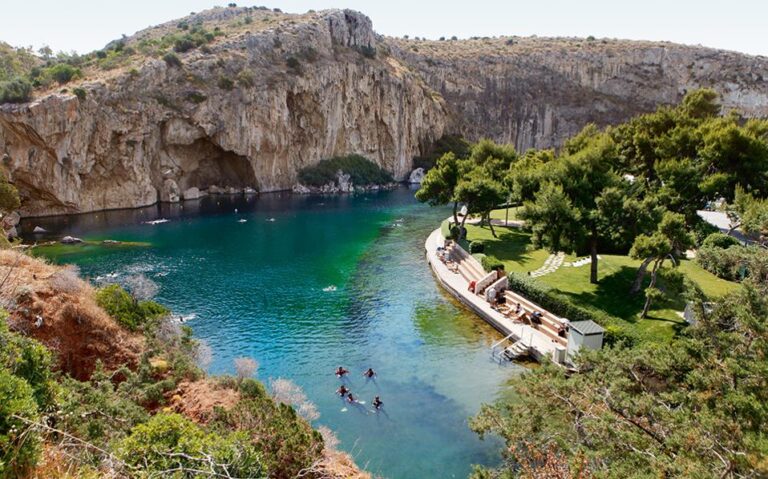 voulagmeni_lake_web